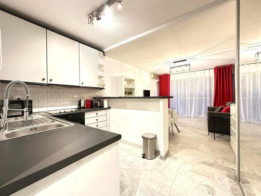 Beau Studio Centre Juan Les Pins A 300M Des Plages Antibes Ngoại thất bức ảnh